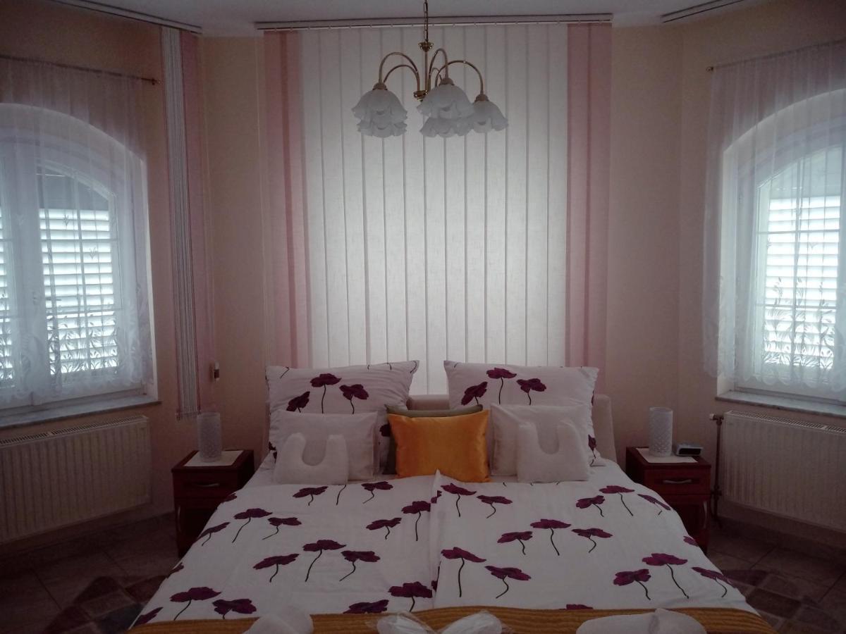 Manor Villa Hévíz Extérieur photo