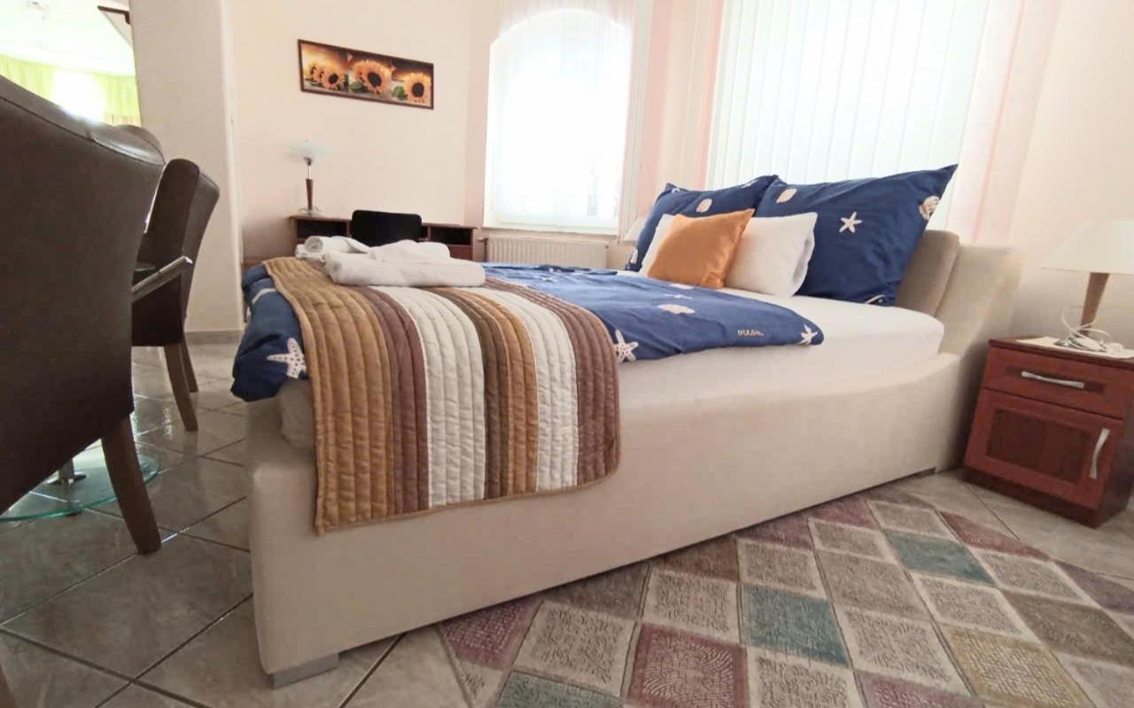 Manor Villa Hévíz Extérieur photo